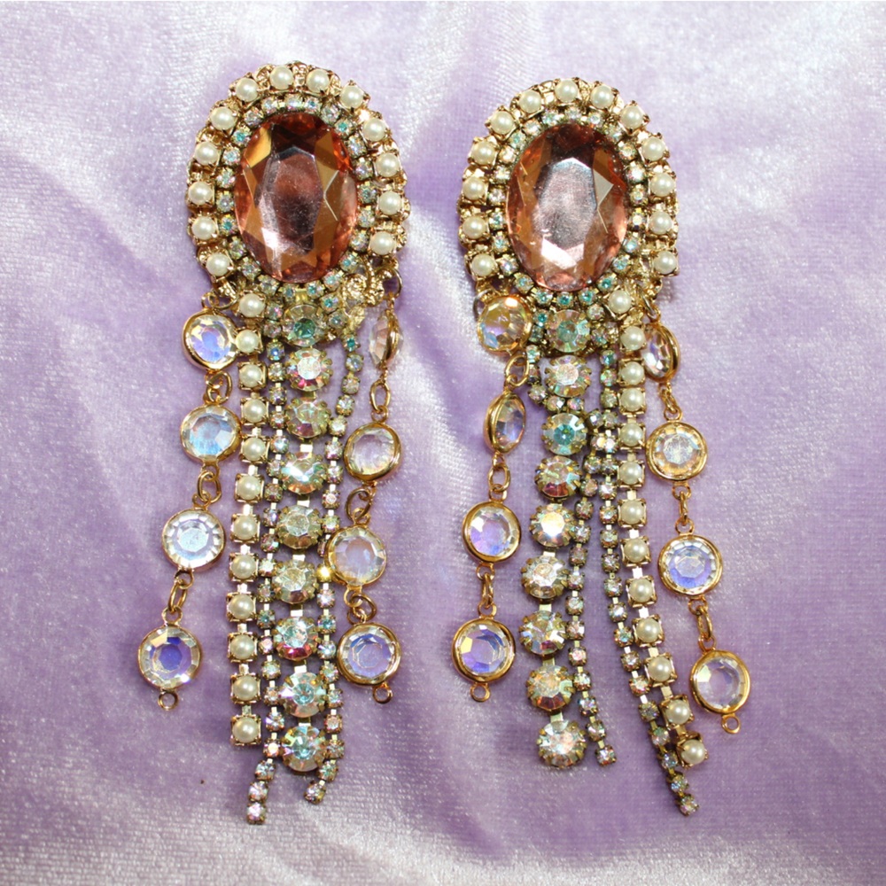 Vintage Dangling clip on rhinestone statement earrings